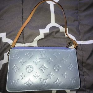 LV Monogram Lexington Pochette Vernis